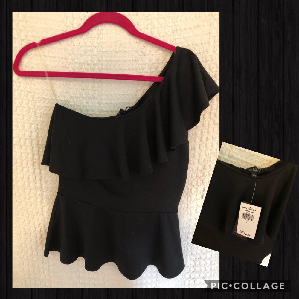 NWT off the shoulder top